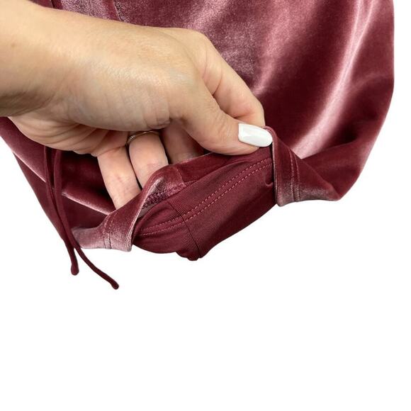 Revolve NBD Lauren Bodycon Velvet Strappy Open Back Mini Dress in Dusty Rose M - Picture 12 of 14